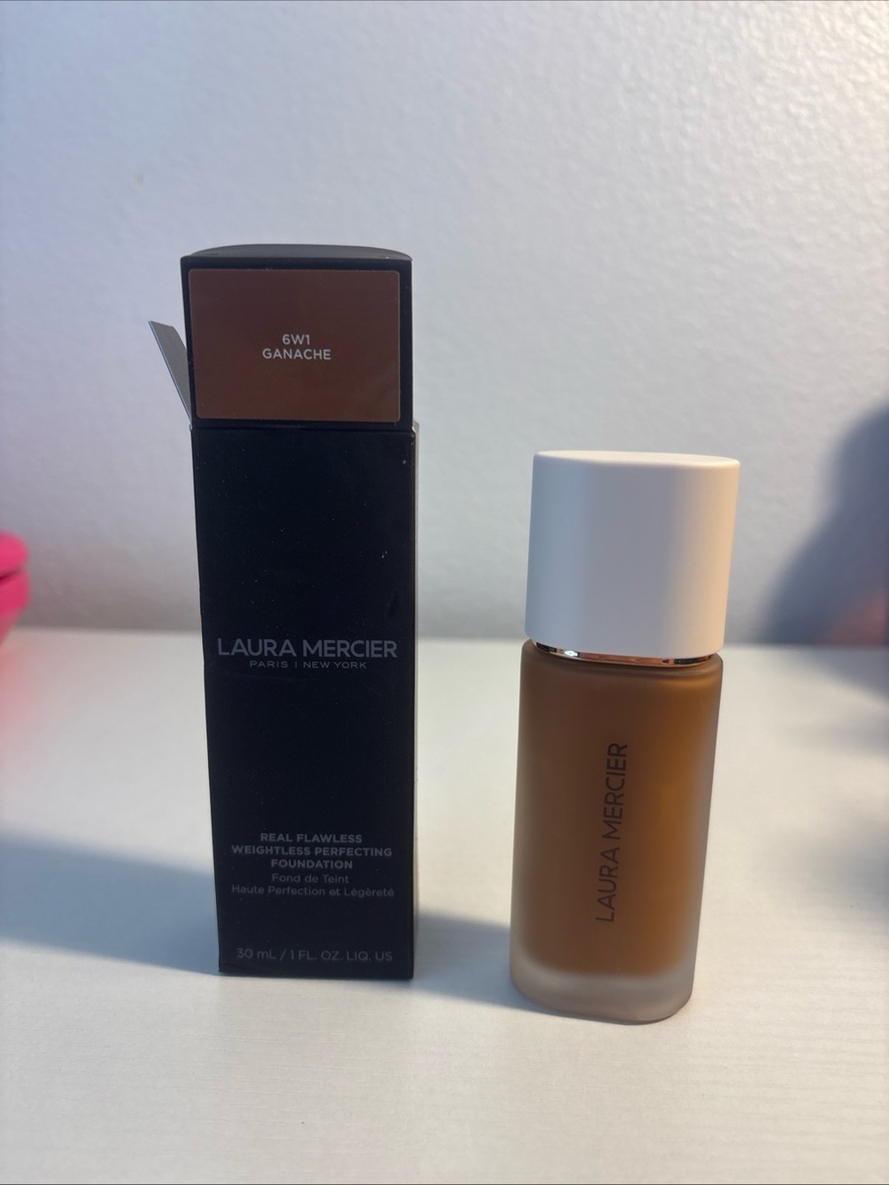 Laura Mercier Real Flawless Weightless Perfecting Foundation - 6W1 Ganache, 1 oz